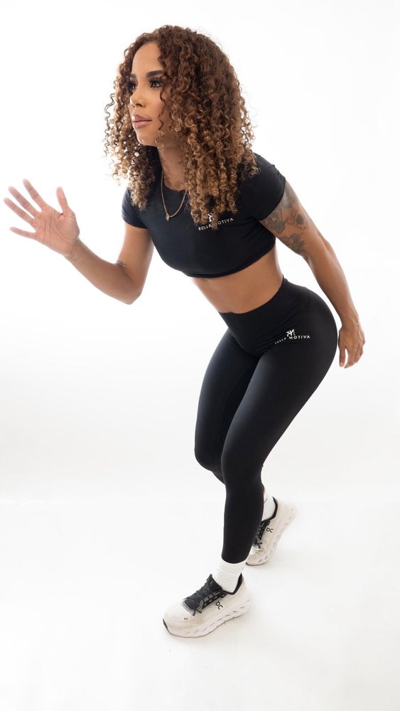 
                      
                        Luna Set
                      
                    